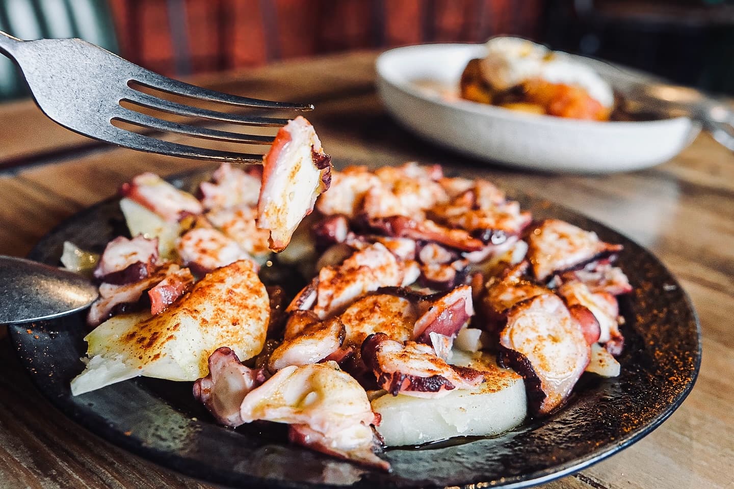 Pulpo a la brasa con pimentón